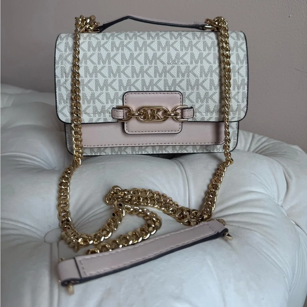 NWOT Michael Kors Heather Extra-Small Leather Crossbody bag